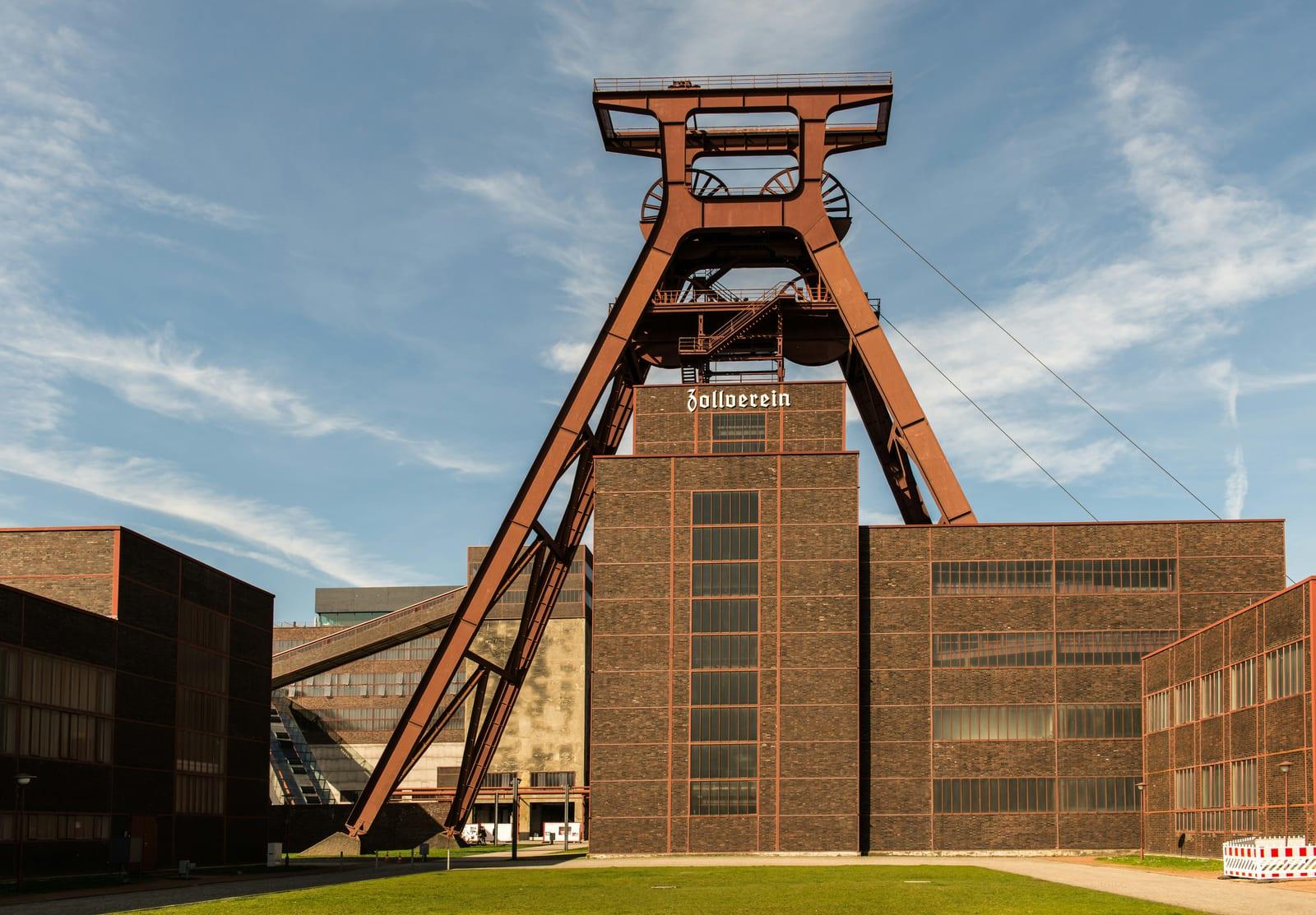 Doppelbock-Fördergerüst von Schacht XII der Zeche Zollverein in Essen